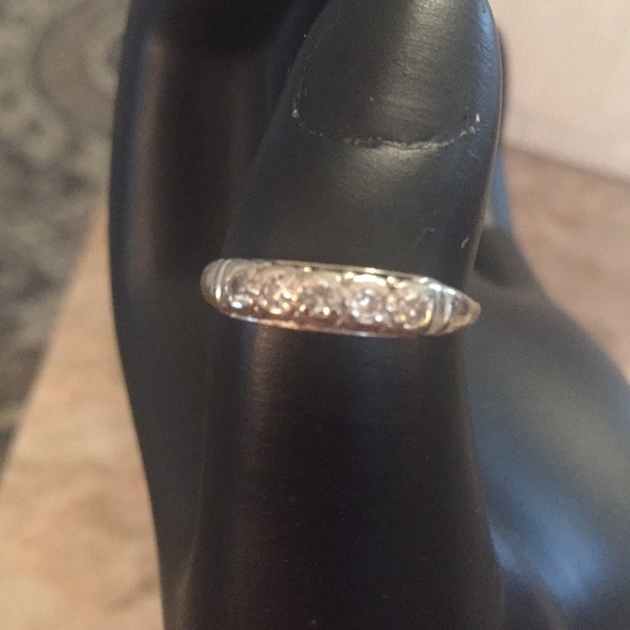 Stampd Jewelry - 14K solid Gold white Gold & Diamonds size 6 stampd